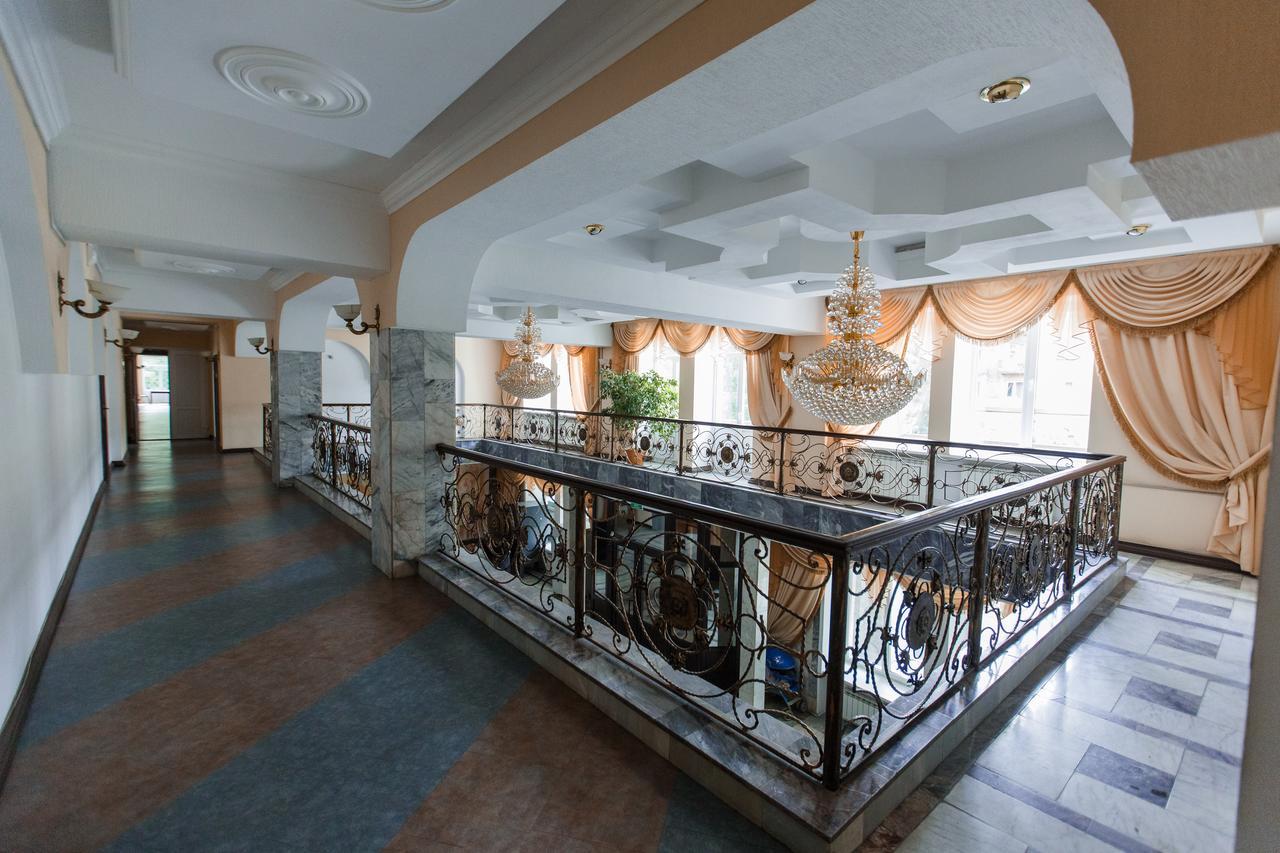 Hotel Altay Leninogorsk Exteriér fotografie
